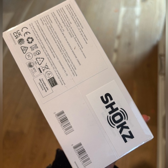 OpenRun SEALED IN BOX headphones premium Shokz black $160 - Picture 3 of 4